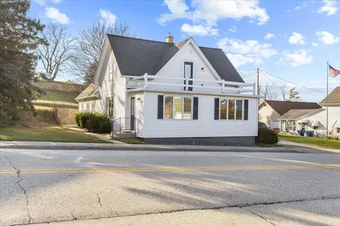 111 E Washington, Slinger, WI 53086