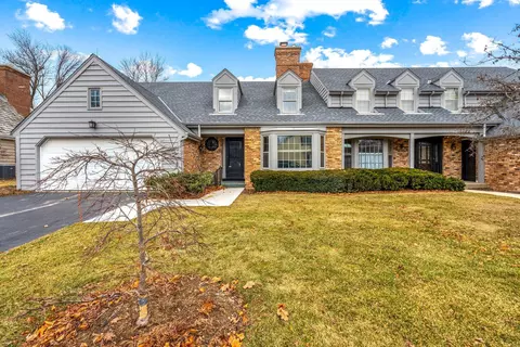 938 W Shaker, Mequon, WI 53092