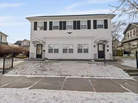 209 Prospect #213, Sheboygan, WI 53081