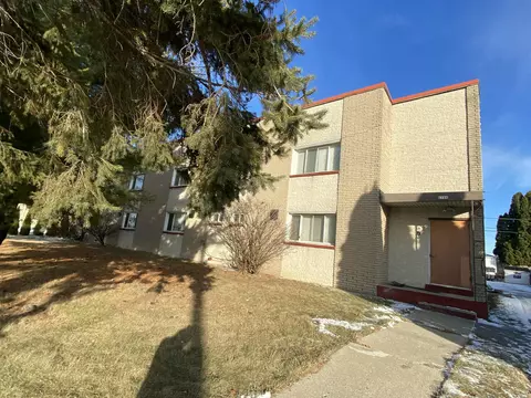 6166 S Packard, Cudahy, WI 53110