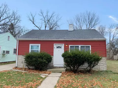2813 W Oriole, Milwaukee, WI 53209