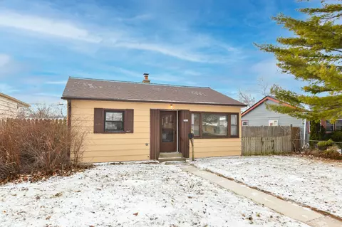 1315 Manistique, South Milwaukee, WI 53172