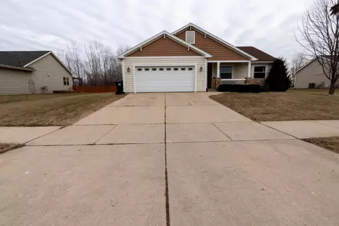 427 Fair Mdw, Elkhorn, WI 53121