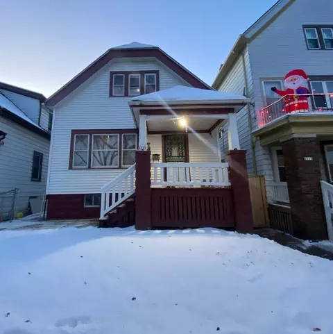 2115 S 15th, Milwaukee, WI 53215