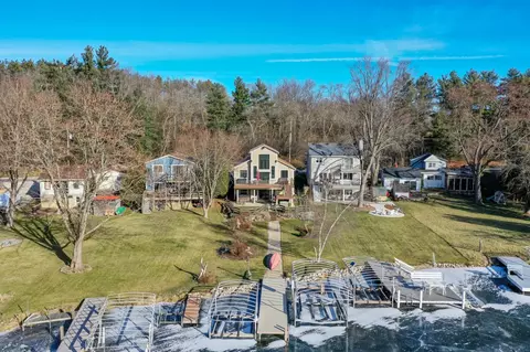 w2355 New Deal Avenue, East Troy, WI 53120