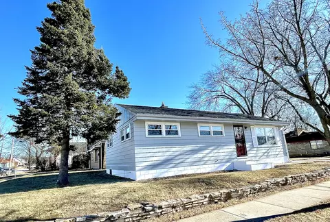 4970 N 44th, Milwaukee, WI 53218