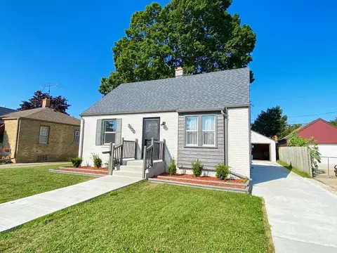 7832 22nd, Kenosha, WI 53143