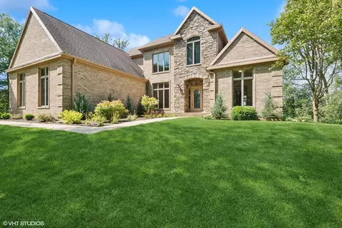 2890 Bridle, Lake Geneva, WI 53147