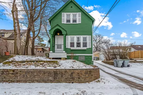 2619 E Fernwood, Milwaukee, WI 53207