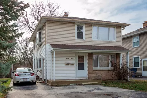 8321 W Dana #8323, Milwaukee, WI 53214