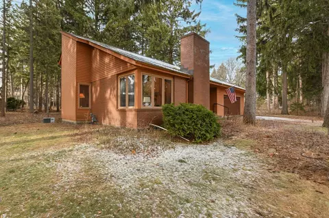 2345 S 118th, West Allis, WI 53227