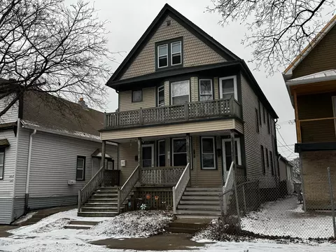 2485 S 7th #2487, Milwaukee, WI 53215