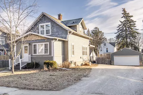 518 Adams, Fort Atkinson, WI 53538