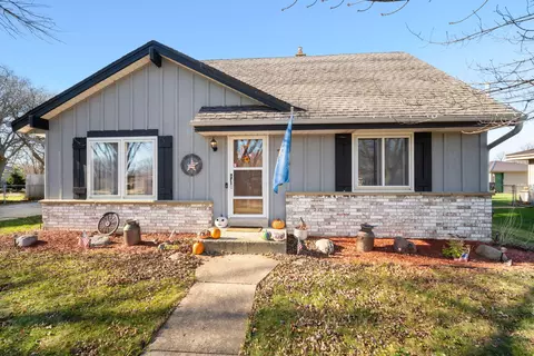 7335 S Lenox, Oak Creek, WI 53154