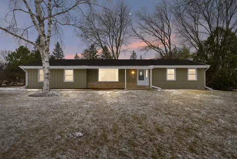 5205 W Sunnyside, Mequon, WI 53092