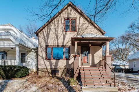 6610 Romona, Wauwatosa, WI 53213