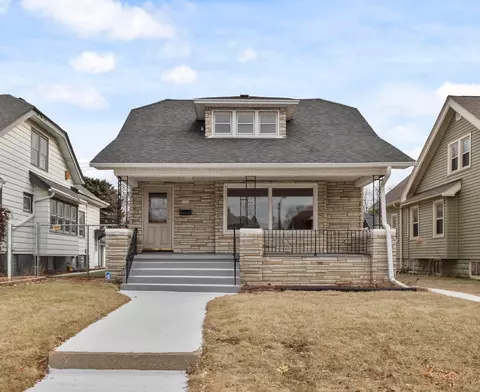 3020 N 37th, Milwaukee, WI 53210