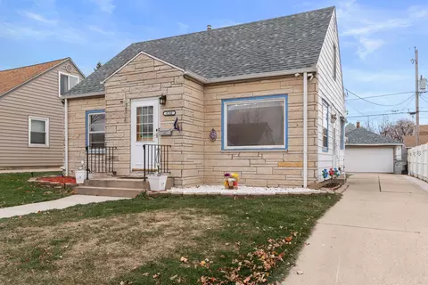 3738 S 21st, Milwaukee, WI 53221