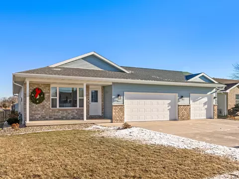 2211 S 21st, Manitowoc, WI 54220