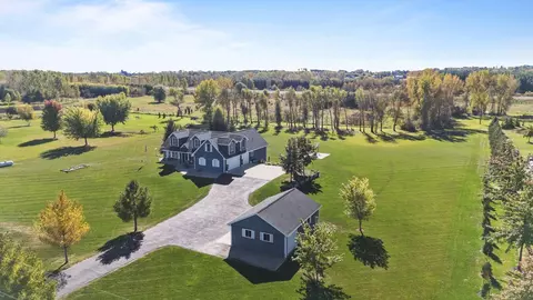 5247 Fairview, Larsen, WI 54947