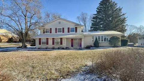 4260 Penn, Brookfield, WI 53045