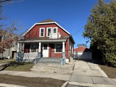 2312 Washington, Manitowoc, WI 54220