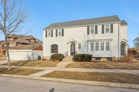 4301 N Newhall, Shorewood, WI 53211