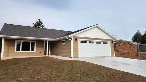 348 Norgaard, Sheboygan Falls, WI 53085