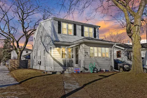 2501 N 55th, Milwaukee, WI 53210