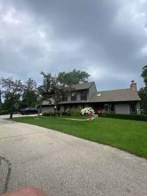 24 Lakewood #24, Wind Point, WI 53402