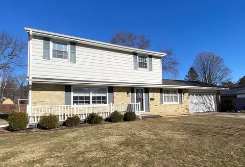n91w6220 Lynnwood, Cedarburg, WI 53012