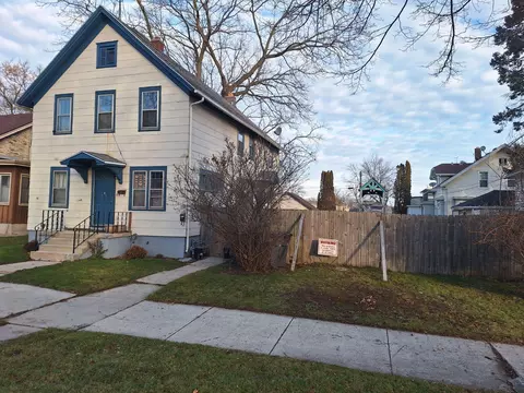 810 Spring #812, Sheboygan, WI 53081