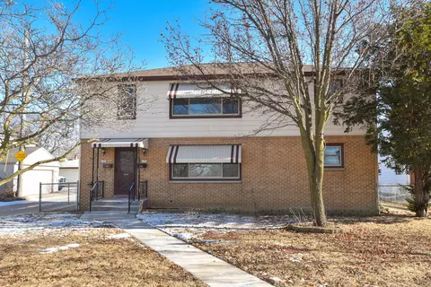 4364 S Kinnickinnic, Cudahy, WI 53110