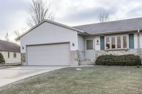 6801 Diane, West Bend, WI 53090