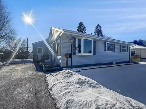 2601 Pinehurst, Racine, WI 53403