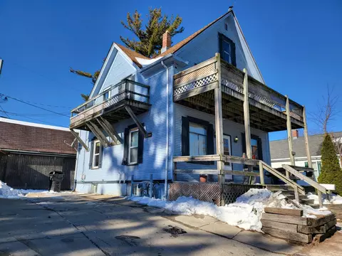 1108 Reschke, Racine, WI 53404