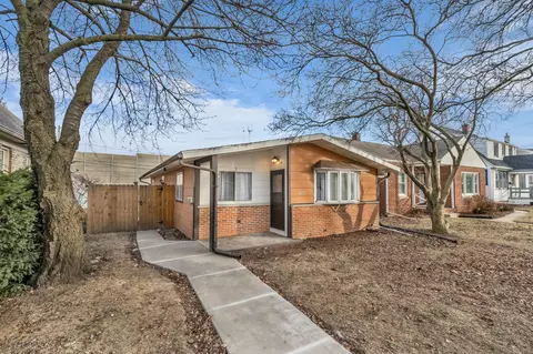 4678 N Ironwood, Glendale, WI 53209