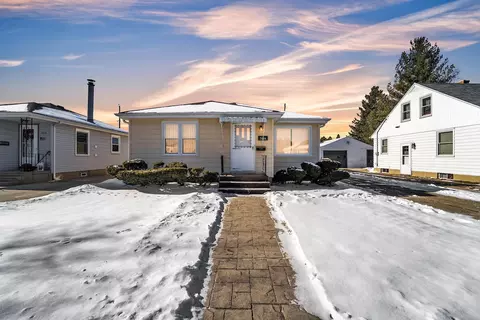 7830 37th, Kenosha, WI 53142