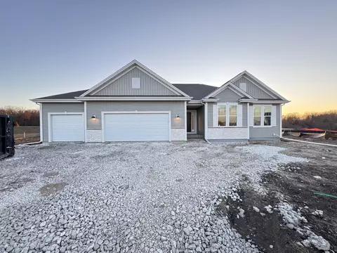 9633 S Sophia, Franklin, WI 53132