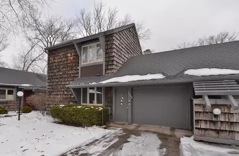 125 W Campus, Wind Point, WI 53402