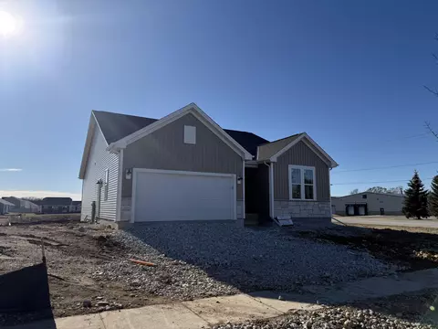 705 Mohr, Waterford, WI 53185