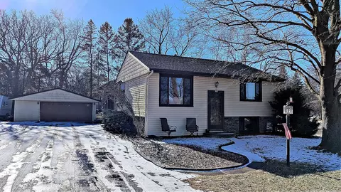305 Anemone, Palmyra, WI 53156