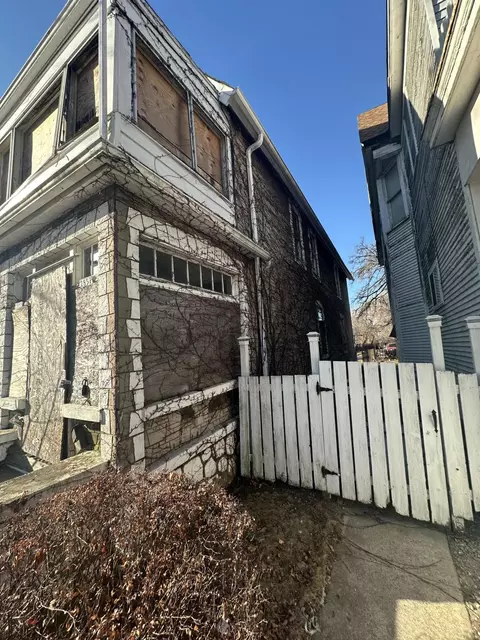 2855 N 12th #2857, Milwaukee, WI 53206