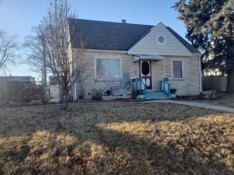 3059 S 67th, Milwaukee, WI 53219