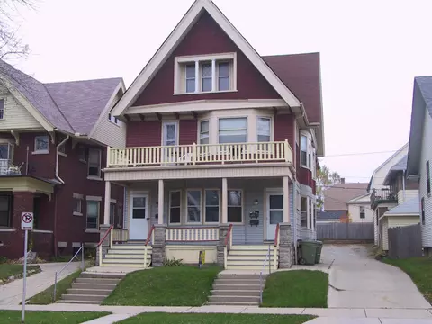 2558 N Frederick Apt 2560 2560a #2560, 2560A, Milwaukee, WI 53211
