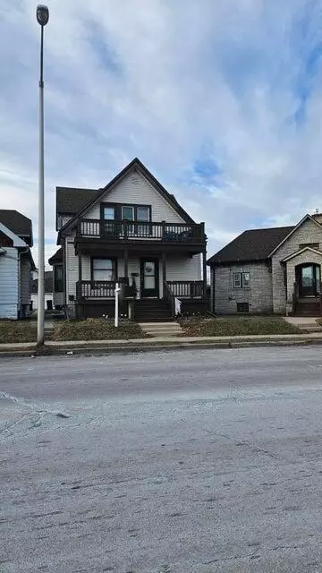 5708 W Beloit #5710, West Allis, WI 53214