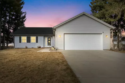 404 Pheasant, Sullivan, WI 53178