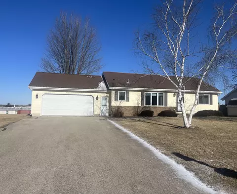 908 Conner, Viroqua, WI 54665
