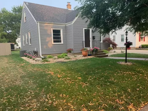 7817 19th, Kenosha, WI 53143