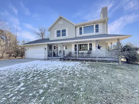 1403 Weeden Crk, Sheboygan, WI 53081